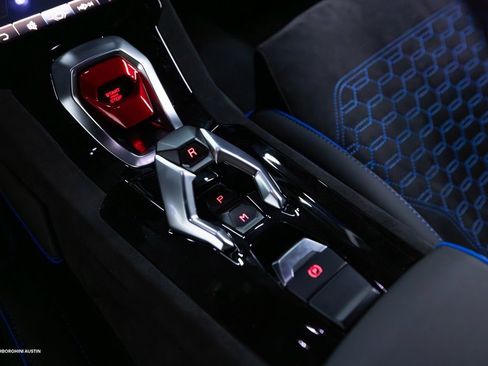 Used 2023 Lamborghini Huracan Tecnica image 32