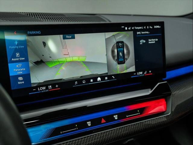 Used 2025 BMW M5 w/ Carbon Package AWD/4WD image 34