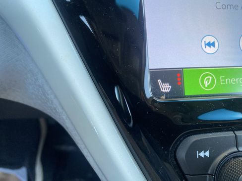 Used 2020 Chevrolet Bolt LT FWD image 17