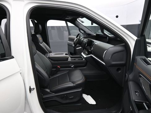 New 2025 Ford Expedition Tremor AWD/4WD image 13