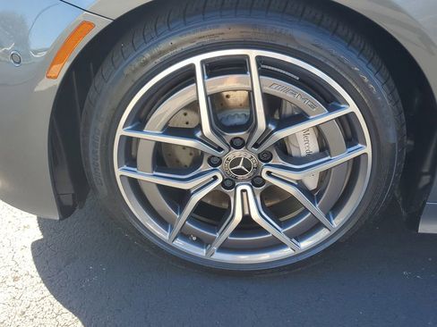 Used 2023 Mercedes-Benz E 450 Coupe image 11