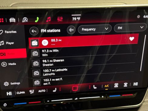 New 2026 Volkswagen Tiguan SE AWD/4WD image 17