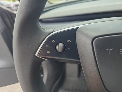 Used 2025 Tesla Model 3 Long Range AWD/4WD image 24