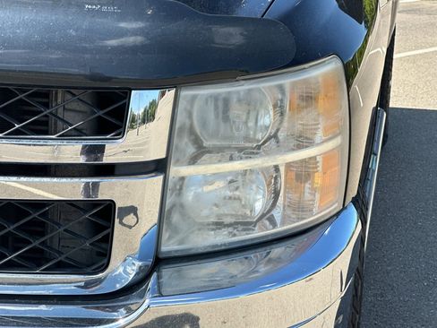 Used 2011 Chevrolet Silverado 2500 LTZ w/ LTZ Plus Package image 48