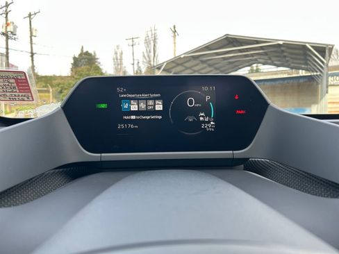 Used 2024 Toyota bZ4X XLE w/ Weather Package image 16