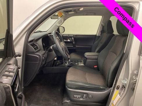 Used 2019 Toyota 4Runner TRD Off-Road image 9