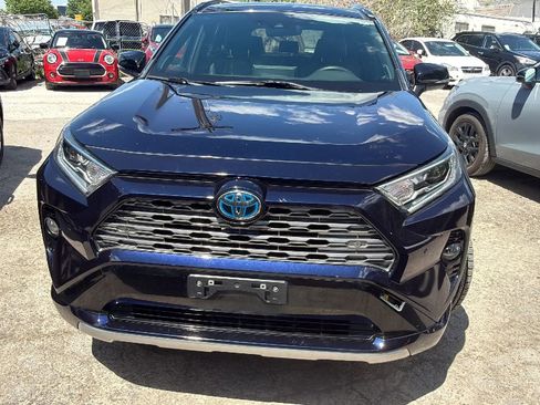 Used 2020 Toyota RAV4 XSE AWD/4WD image 1