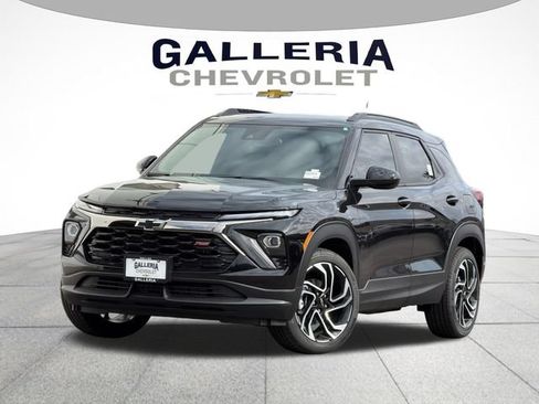 New 2026 Chevrolet TrailBlazer RS w/ Convenience Package FWD image 2