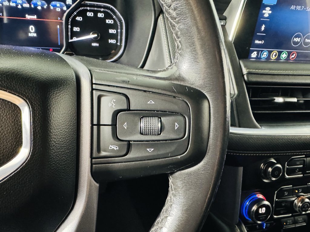 Used 2021 GMC Yukon XL SLT AWD/4WD image 14