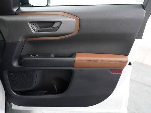 Certified 2025 Ford Bronco Sport Outer Banks w/ Sasquatch Outer Banks Package AWD/4WD image 25