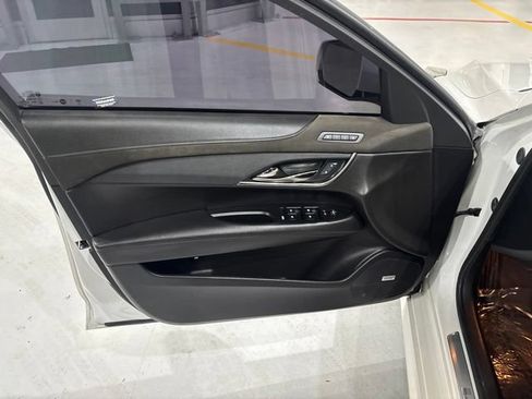 Used 2017 Cadillac ATS V RWD image 12
