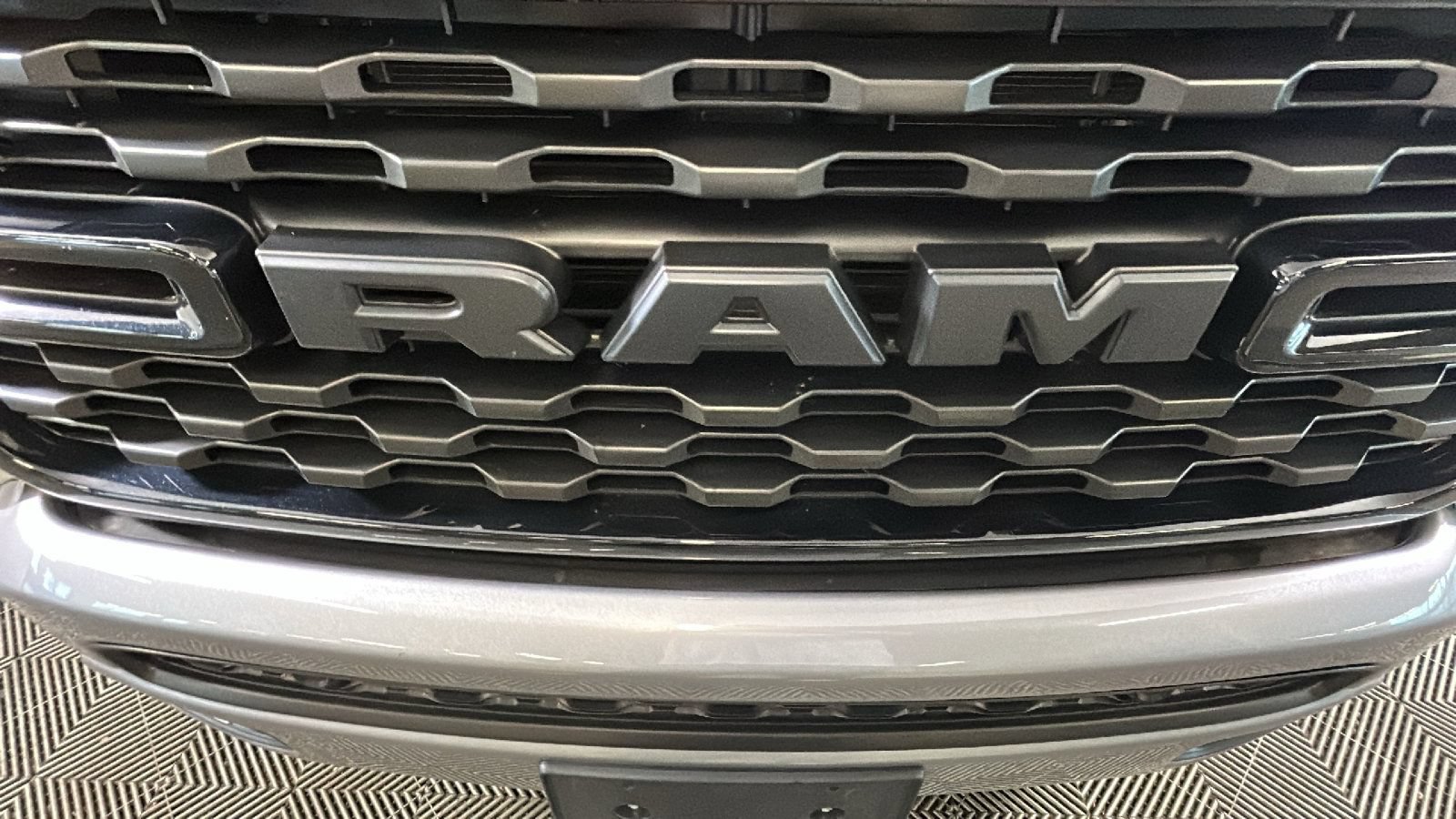 Used 2022 RAM 1500 Big Horn AWD/4WD image 10