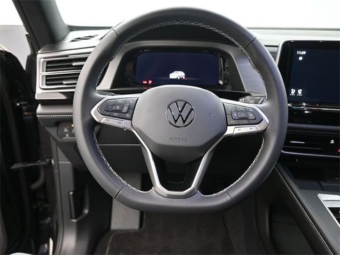 Certified 2024 Volkswagen Atlas Cross Sport SE w/ Adventure Package image 7