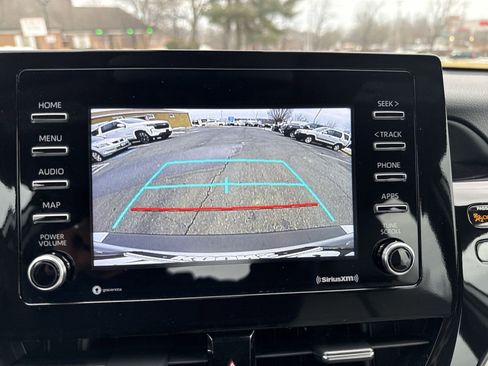 Used 2024 Toyota Camry SE image 18