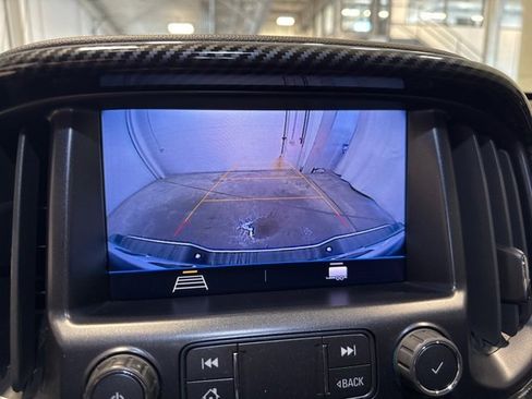 Used 2021 Chevrolet Colorado LT w/ LT Convenience Package image 26