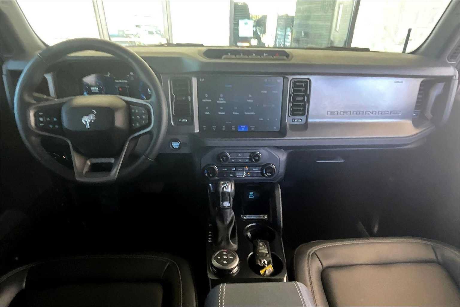 Used 2025 Ford Bronco Big Bend w/ Black Diamond Package AWD/4WD image 14