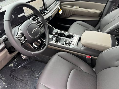 New 2026 Kia Carnival SX FWD image 7