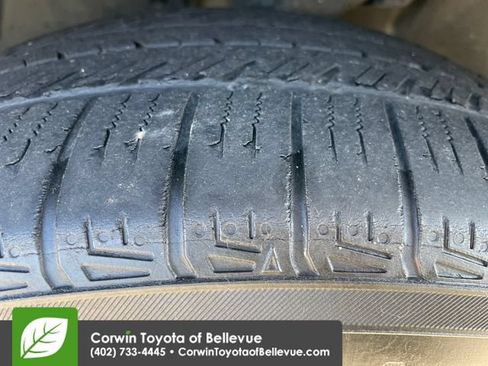 Used 2018 Subaru Outback 2.5i Limited AWD/4WD image 27