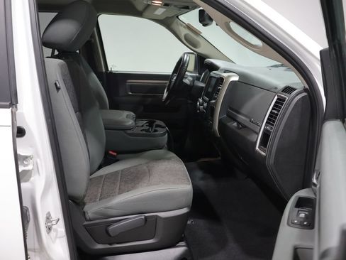 Used 2017 RAM 1500 Big Horn AWD/4WD image 22