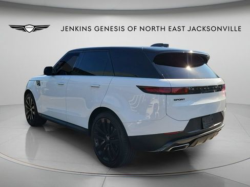 Used 2024 Land Rover Range Rover Sport SE AWD/4WD image 5