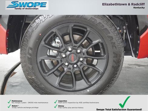Used 2023 Toyota Tundra Platinum AWD/4WD image 31