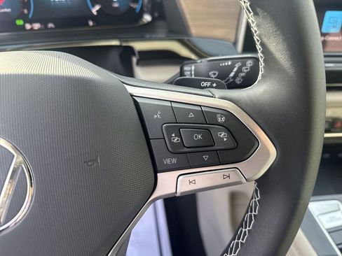 New 2026 Volkswagen Atlas SE FWD image 20