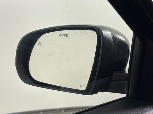 New 2026 Jeep Compass Latitude image 39