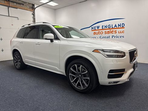 Used 2019 Volvo XC90 T6 Momentum AWD/4WD image 5