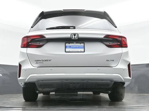 Used 2025 Honda Odyssey Elite image 36