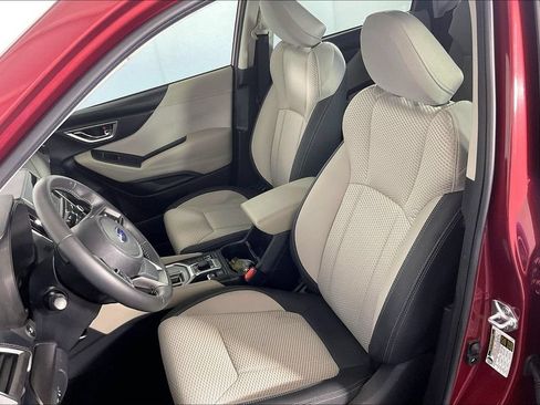 Used 2024 Subaru Forester Premium AWD/4WD image 34