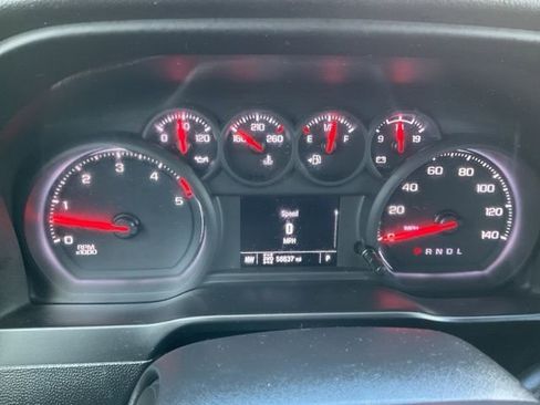 Certified 2022 Chevrolet Silverado 2500 Custom w/ Custom Value Package image 12