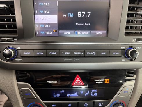 Used 2018 Hyundai Elantra Value Edition w/ Cargo Package FWD image 21