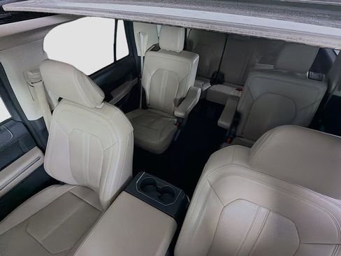 Used 2024 Ford Expedition Max Limited image 16