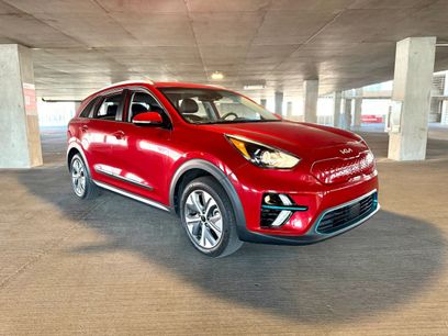 Used 2022 Kia Niro EX
