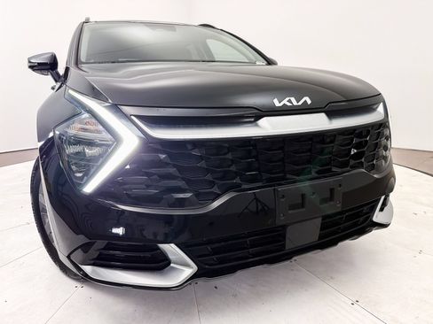 Used 2023 Kia Sportage SX FWD image 3