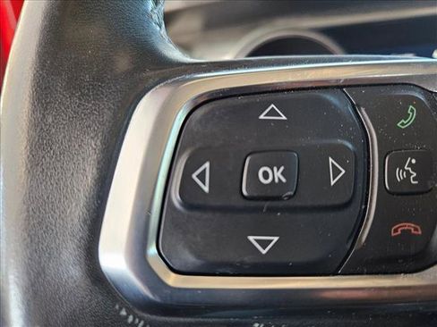 Used 2020 Jeep Gladiator Overland image 17