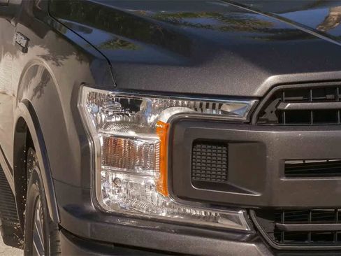 Used 2018 Ford F150 XLT w/ Equipment Group 301A Mid image 4