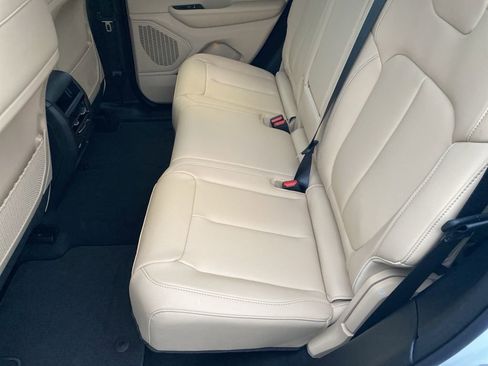 New 2025 Jeep Grand Cherokee Limited image 40