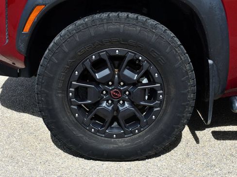 Used 2022 Nissan Frontier PRO-4X w/ Pro-4X Premium Package AWD/4WD image 6