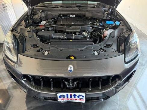Used 2023 Maserati Grecale Modena AWD/4WD image 33
