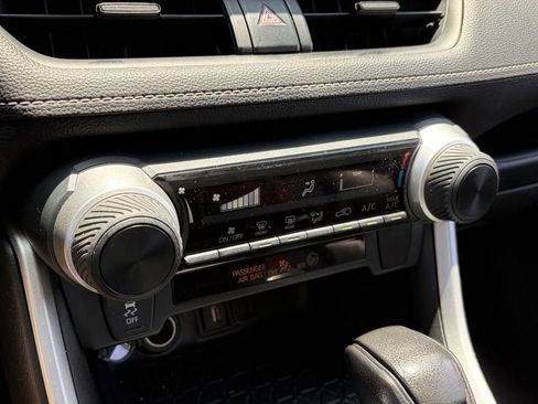 Used 2020 Toyota RAV4 LE w/ All Weather Liner Package FWD image 9