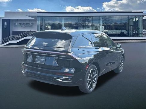 New 2026 Lincoln Nautilus Reserve AWD/4WD image 8