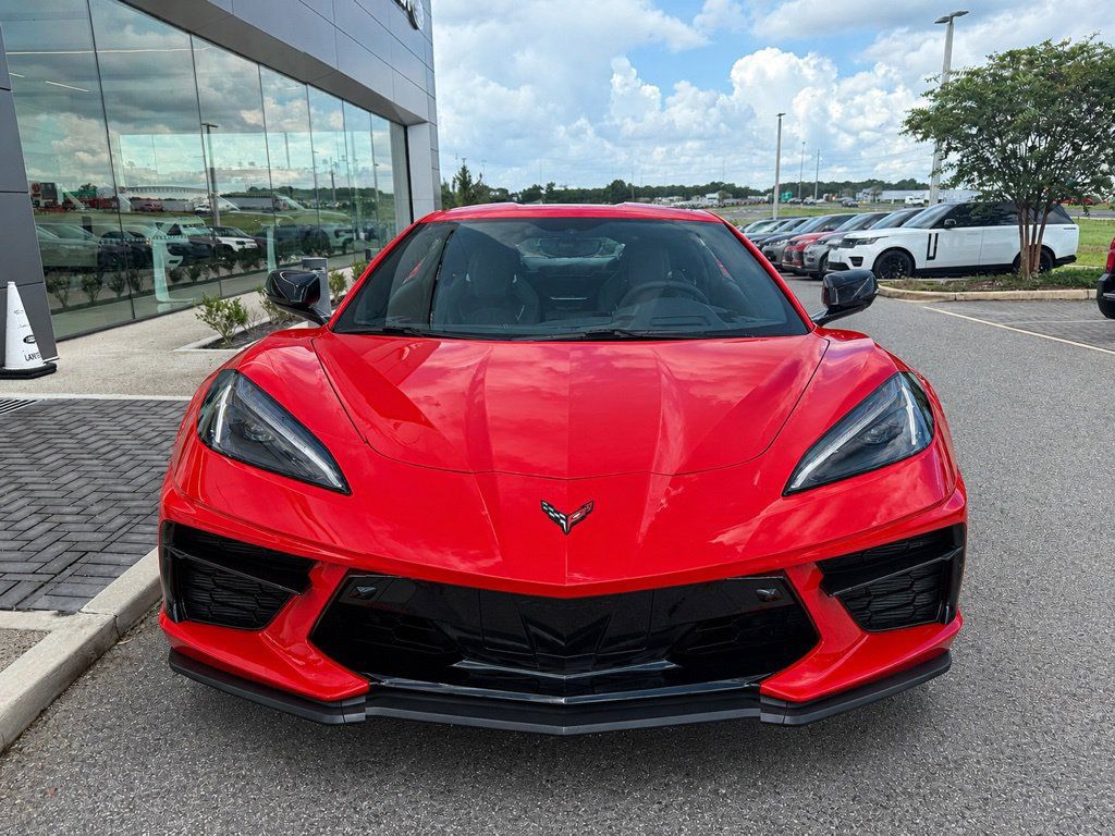 Used 2021 Chevrolet Corvette Stingray Premium Cpe w/ Z51 Performance Package RWD image 3