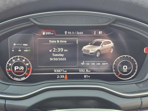 Used 2018 Audi Q5 2.0T Premium image 28