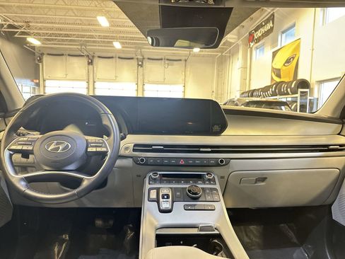 Used 2025 Hyundai Palisade SEL image 22