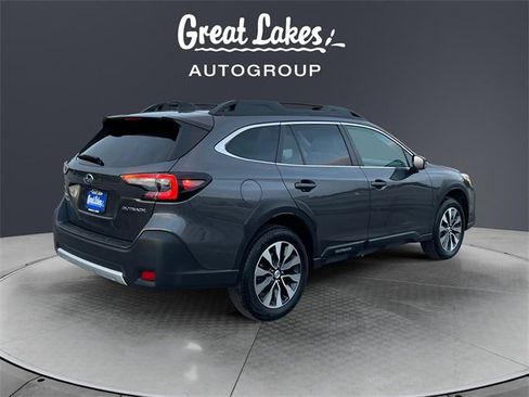Used 2023 Subaru Outback Limited image 5