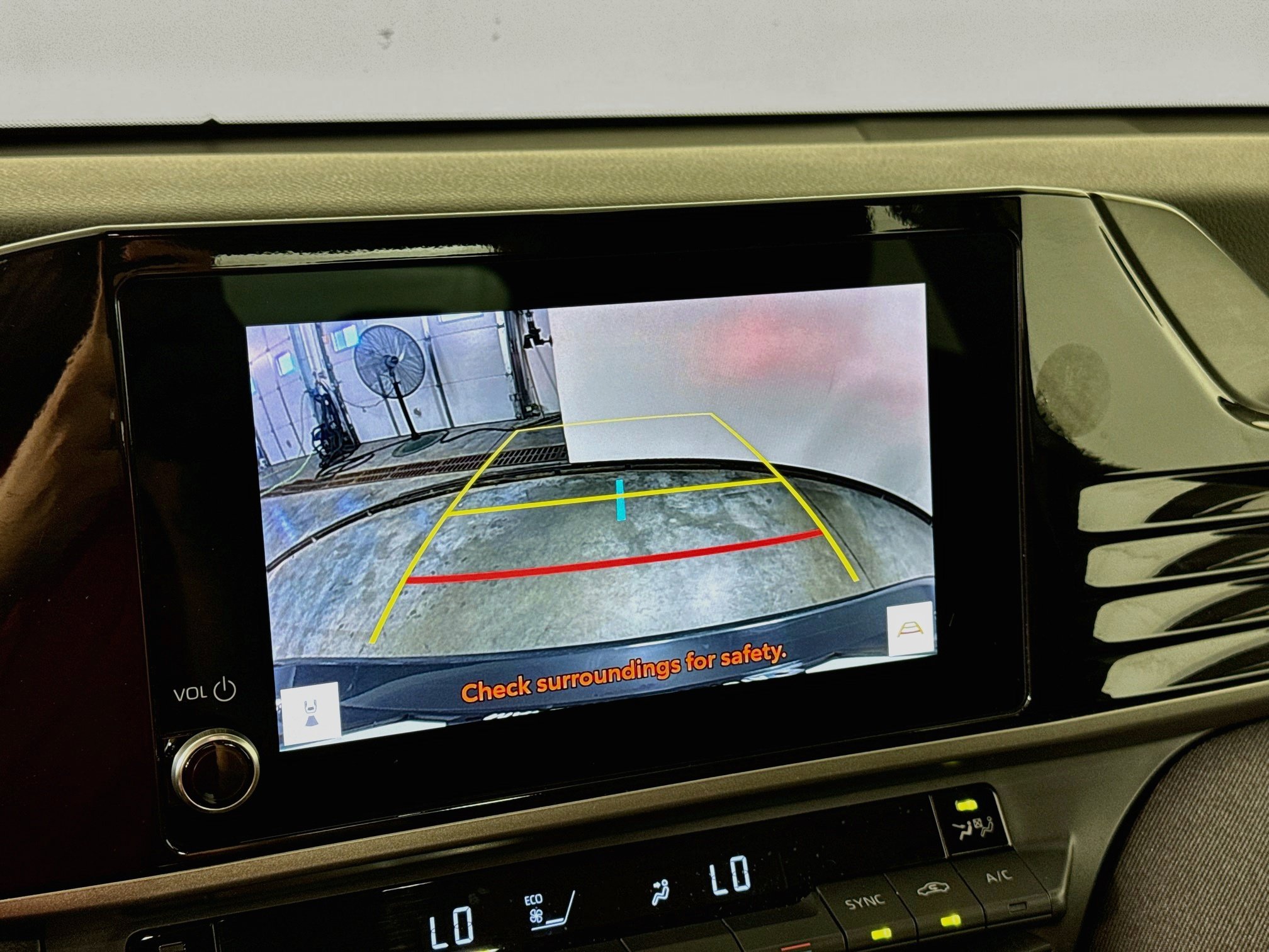 Used 2025 Toyota Camry LE FWD image 14