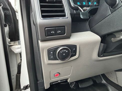 Used 2019 Ford F350 XLT w/ FX4 Off-Road Package image 17