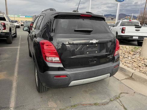 Used 2016 Chevrolet Trax LT w/ LT Convenience Package image 10
