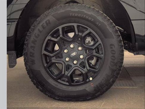 Used 2025 Ford F150 XLT w/ Equipment Group 302A MID AWD/4WD image 8